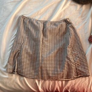 Lisa says gah mini gingham skirt